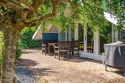 Abgeschiedenes Paradies am Kvie-See-By Traum