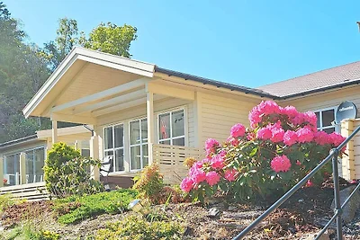 8 Personen Ferienhaus in lyngdal-By Traum