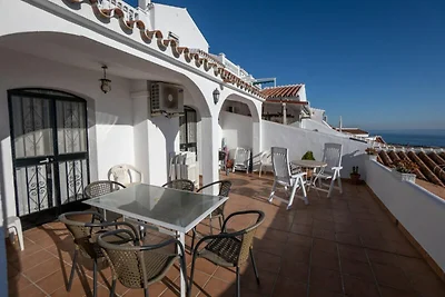 Wohnung in Nerja mit Zugang zu Spa und Pool