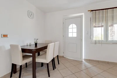 Ferienhaus in Jasenice Rovanjska