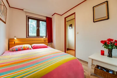 Chalet a Garderen con giardino