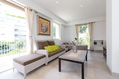Villa in Juan les Pins in Strandnהhe
