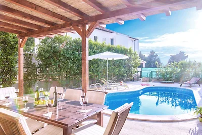 Gemütliche Villa in Hvar mit privatem Pool