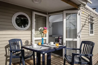 Bellissima casa mobile con giardino