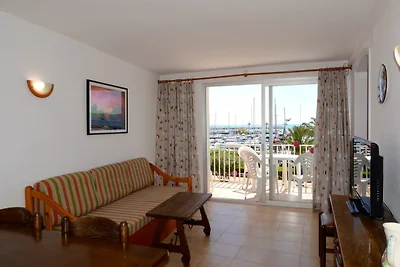 Wohnung in Estartit mit Garten