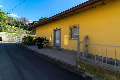 Wohnung in Nesso mit Barbecue und Wifi