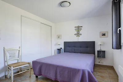 Familienvilla in der Nähe des Lac de Jouarres