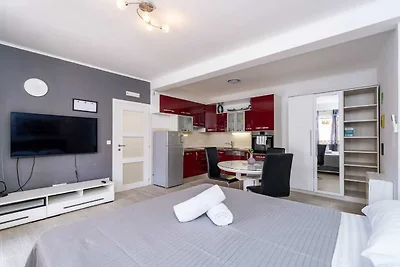 Studio Apartment Feather - Studio Apartment w...