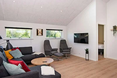 12 Personen Ferienhaus in Ansager-By Traum