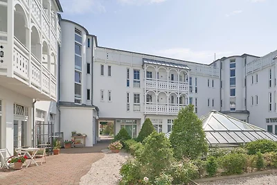 Ferienwohnung im Seepark Sellin mit Balkon