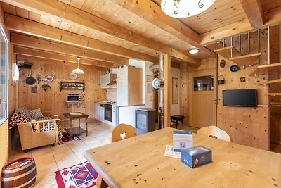 Uitnodigend chalet met terras