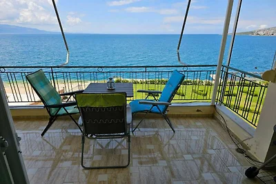 Lusso sul mare con vista panoramica
