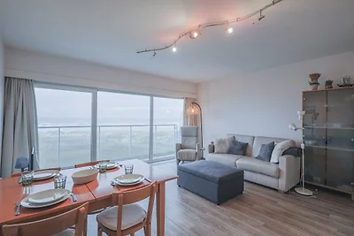 Rustig appartement met balkon, uitzicht op...
