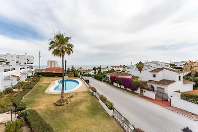 Lebhafte Wohnung in Mijas mit privatem Balkon