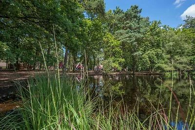 Lodge in Bospark met Sauna & Tuin