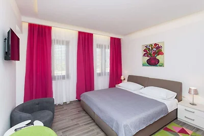 Apartments Villa Peragro - Comfort Studio Apa...