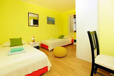 Olive's Garden House - Three Bedroom Holiday ...