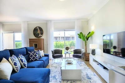 Haus in Lagos mit Pool und Golfplatz