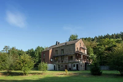 Geräumiges Ferienhaus mit überdachter...