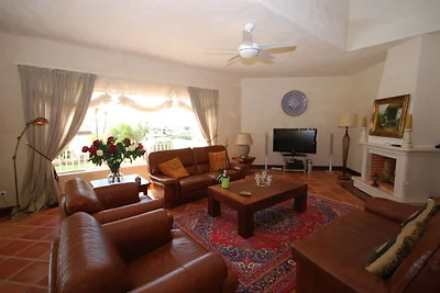 Luxuriöse Villa mit privatem Pool