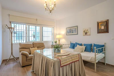 Wohnung in Peñaflor mit charmantem Patio