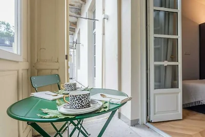 Wohnung in Torino mit Balkon und Parken