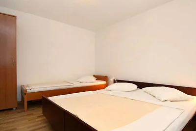 Appartement in Vrbanj met barbecue en wifi.