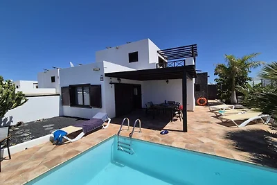 Villa a Playa Blanca con piscina