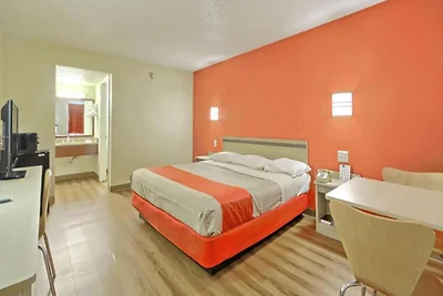 1 letto king size | Vasca da bagno accessibil...