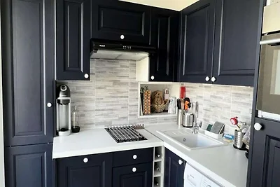 Wohnung in Grau du Roi mit Meerblick