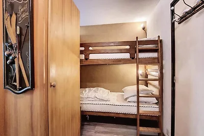 Angenehme Wohnung mit Balkon