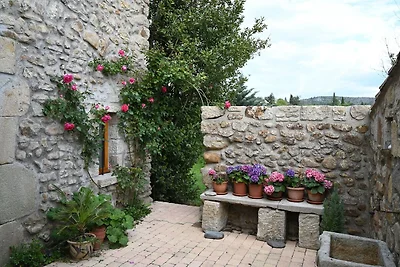 Villa in Largentiere mit Garten