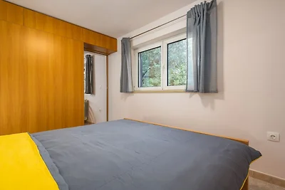 Charming Lovran Apartments with Wonderful Sea...