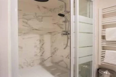 Charmantes Apartment -1SZ/4P- La...