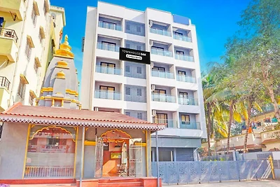 Townhouse Oak Amanora Mall