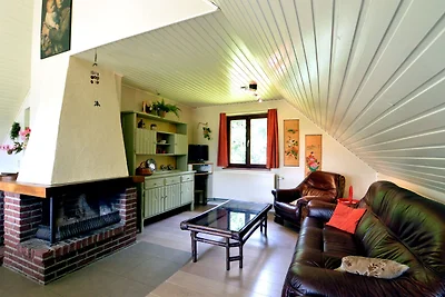 Vrijstaande, rustig gelegen woning met ruime...
