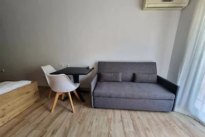 Appartement in Vlorë met Strand en Bergzicht