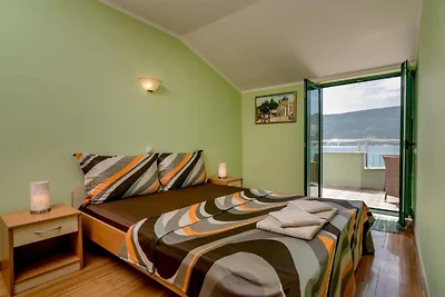 Amor Residence - One Bedroom Apartment with T...