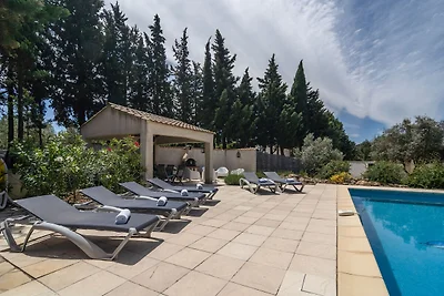 Luxuriöse Villa mit privatem Pool