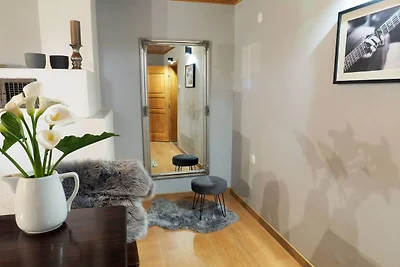 Apartments & Rooms Latin - Two Bedroom Apartm...
