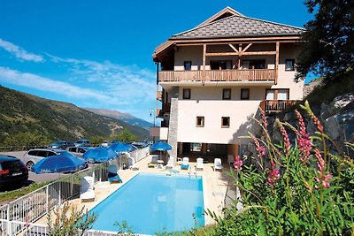Carefully furnished apartment near the piste ...