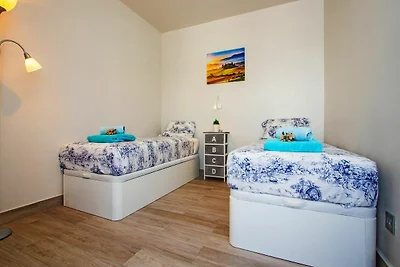 Casa di charme con piscina e vista sul mare