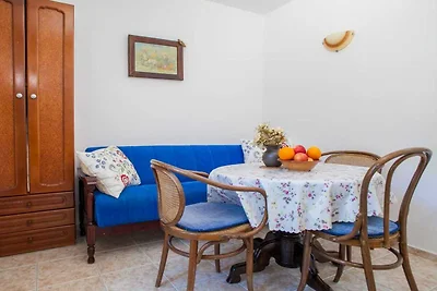 One Bedroom Apartment 3