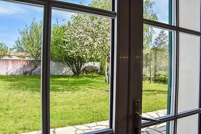Spaziosa casa vacanze vicino al mare a Loix