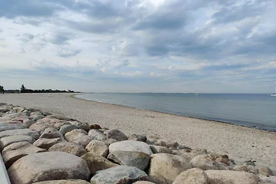 4 Personen Ferienhaus in Karrebæksminde-By...