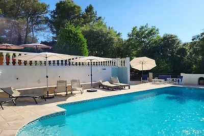 Ferienhaus Guillaume mit Swimmingpool