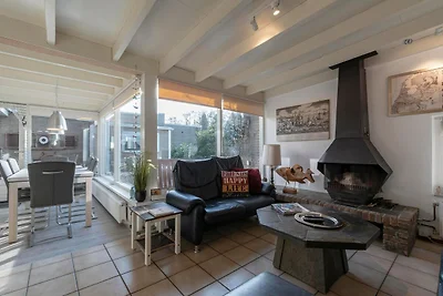 Bungalow in Sint Maartenszee am Strand