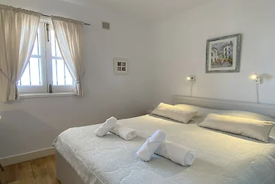 Wohnung in Nerja mit Meerblick & Pool