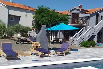 Apartments Franica with Heated Pool and Hot-T...