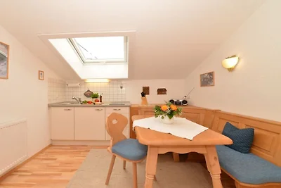 Nusche im Haus Gottstein